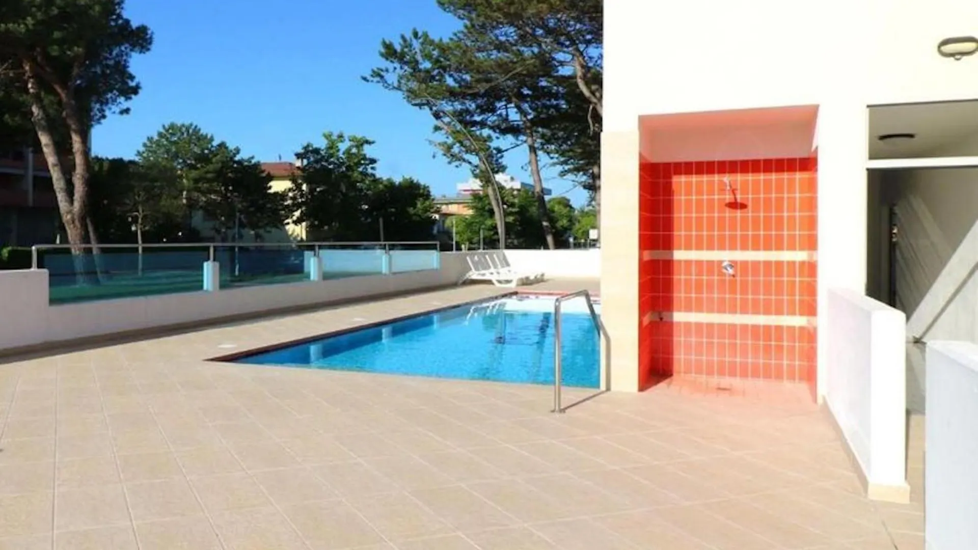 Enjoy Poolside Comfort - Beahost Rentals Bibione